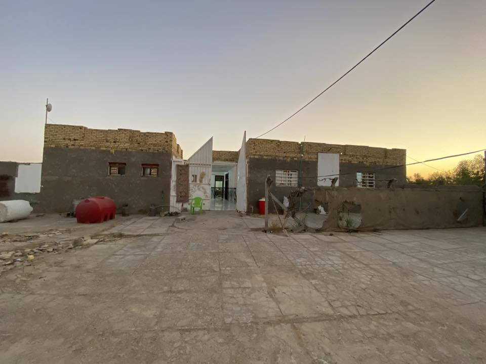 ارض  للبيع مع دار سكن مساحة الارض دونم و١٠٠مترجنس الارض زراعي سند ٢٥العنوان شافعيه نزلت الغتاره حي الامام علي خدمات كامله ماء انترنيت مولده شارع وطني مداري ابتدائية ومستوصطه تفاصيل اكثر اتصال على رقم صاحب الارض الرقم بي واتساب

‭٠٧٨٣ ١٥٠ ٨٠٤٠‬
