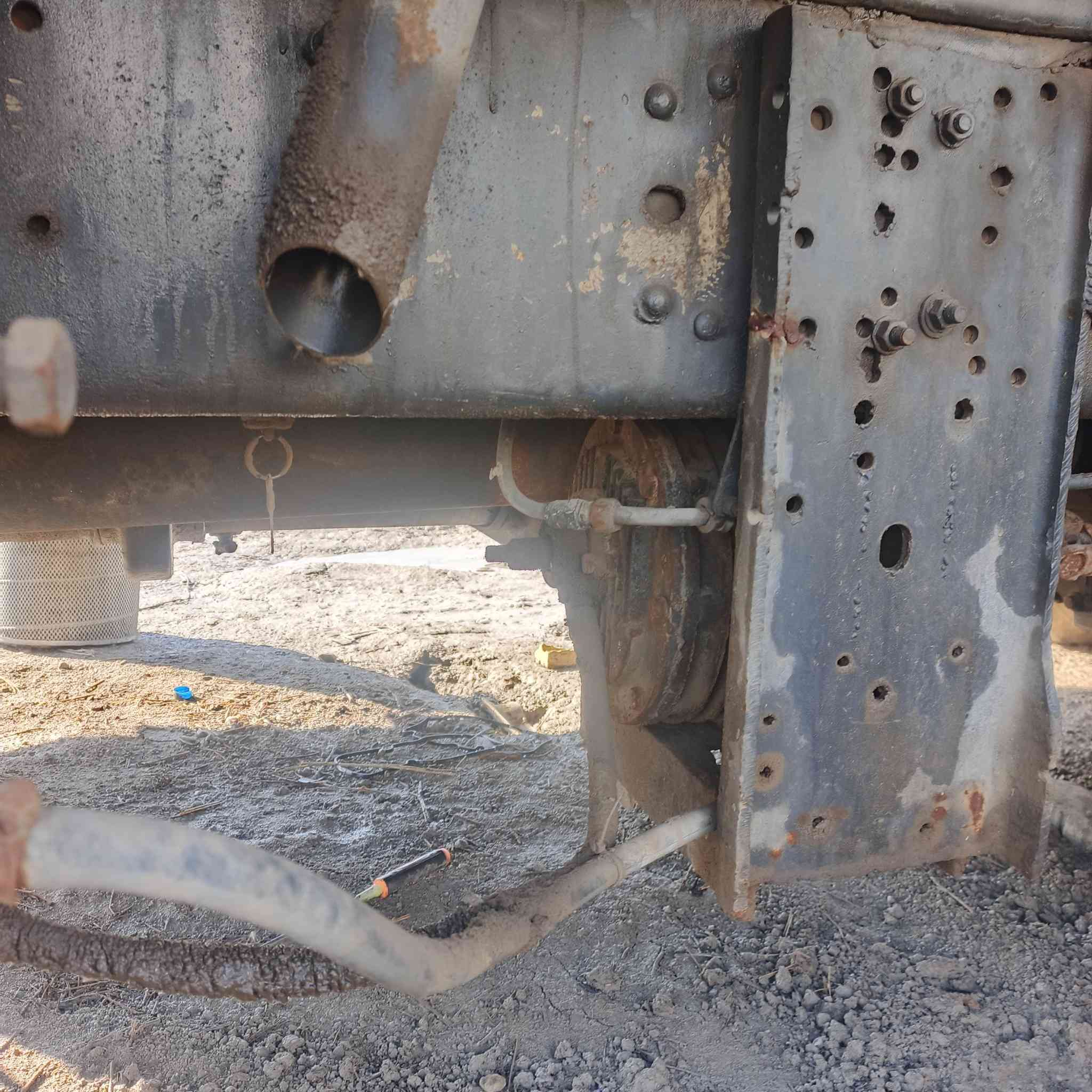 للبيع تانكي مجاري سكانيا ١٦الف 
كامل مع مضخه 55وكاك رباعي ودبه وكارددن وطبشه تانكي جديد 
مكان 🚩بغداد ابو غريب 
سعر وتفاصيل اكثر اتصل فقط 
لا ❌❌⛔❌⛔🚫 تتصل مسنجر 
***********
