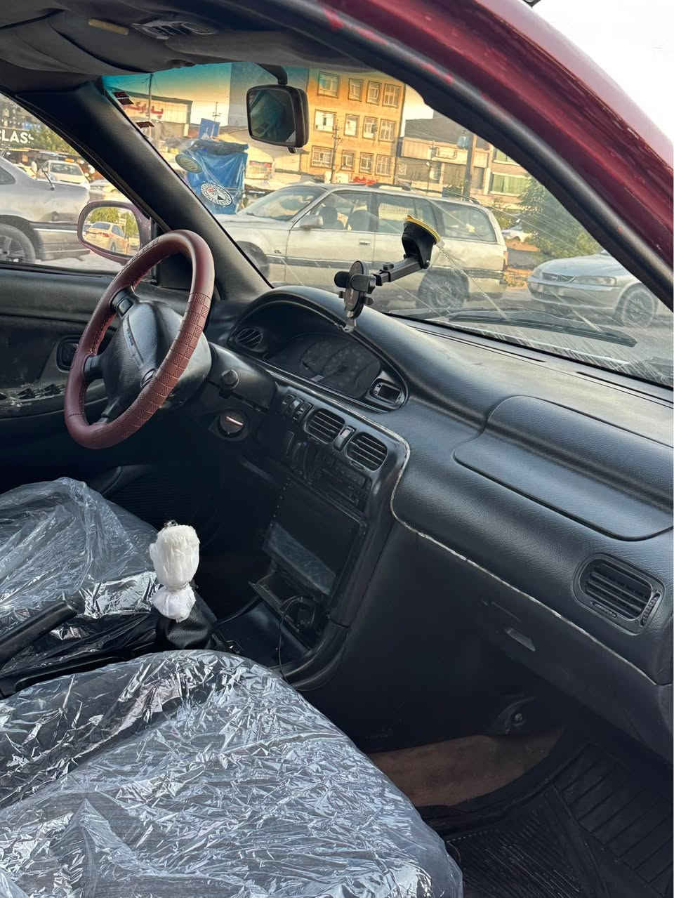 موديل ١٩٩٣
فولل فولل 
به س گير عادي 
سبوغ عام تكسي بوه كرايته وه ره نگي خوي 
جركي تيدانيه 
تبريد له سه ر سويج ❄️
غازي ايتالي بو بستراوه به شرت 
رقم سنوي نويه 
هزه نويه 
ليدراني نيه 
براوه بشرت 
سعري ٣٥مجاليكي كم 
تنها واتساب***********فايبر كوره ك داخراوه أربيل, العراق
