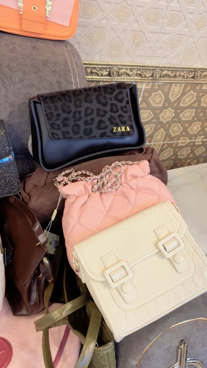 حقائب نسائي الماني جديد غير مستخدم السعر ١٠٠٠٠


**إذا كنت صاحب هذا الإعلان وتريد حذفه لأي سبب، رجاءا أرسل رسالة إلى الدعم الفني**