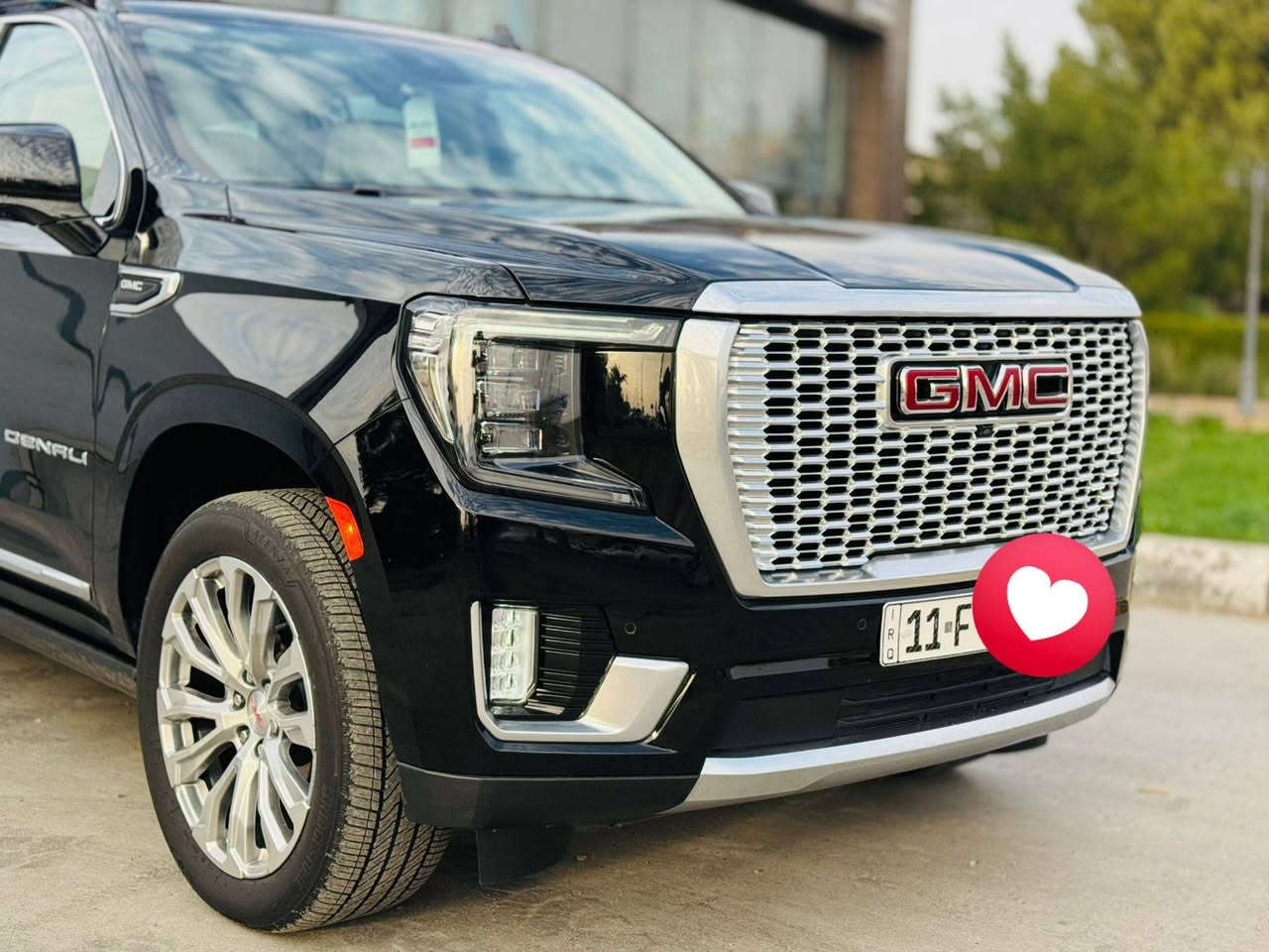 السلام عليكم
جمسي دينالي 2024DENALI

خليجي وكالة المنصور 

مغلفة PPF اصلي ونشال بل الفحص 

ماشية 26
•  حجم المحرك 6200 

كلشي ، كير وكهربايات وصدر ايضآ مكفول 

مواصفات الدينالي غنية عن التعريف 

•بنورما 

•جكات للتحكم بصعود ونزول المركبة  

•داخل ابيض ملكي Vip

•داتو شو عرض ع الجامة الامامية 

•٣ شاشات 

•5 كامرات 360 درجه

•حساس امامي

•حساس خلفي

•رادارات اماميه

•رادارات جانبيه

•نقطه عمياء

•شاشه عداد دجتل

•مقاعد كهربائية

•مقاعد تدفئه تبريد 

•جنطه كهرباء

•صندوق ذكي

•تشغيل عن بعد

•هزاز كشن سائق للتنبيه

وباقي المواصفات المعروفة بل DENALI

السيارة نظيفه واحلى من الصوه

مكان الديوانيه الحمزه الشرقي
السعر اتصل ***********
