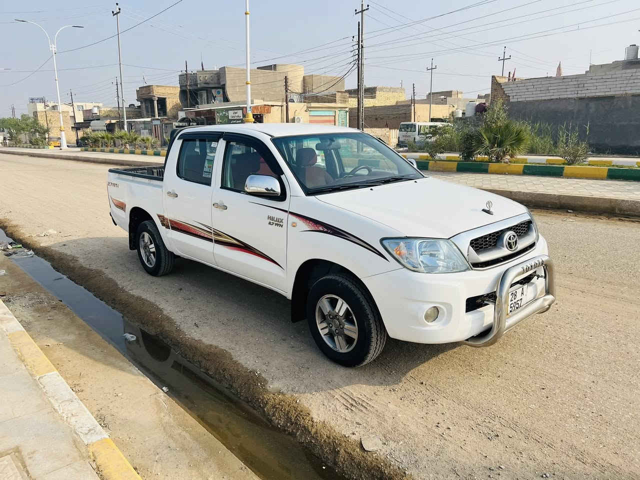 سلام عليكم للبيع بيكم 2009رقم نكليزي بسمي سيارة مال بيت ستخدم شخصي كفاله عامه من ضربه وصبق ومن كلشي حداده توني مسويه تخم تاير جاهزه استفسار اكثر رقم ***********المكان الناصرية قضاء الرفاعي السعر 158
