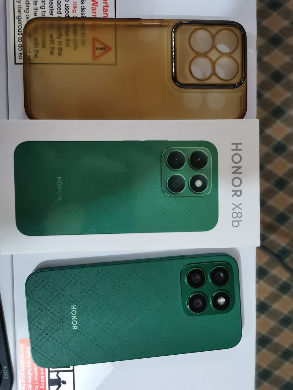 هونر x8b ...نظيف مكفول من كلشي .. غراض كاملة ..
السعر نهايته 150 الف

***********
