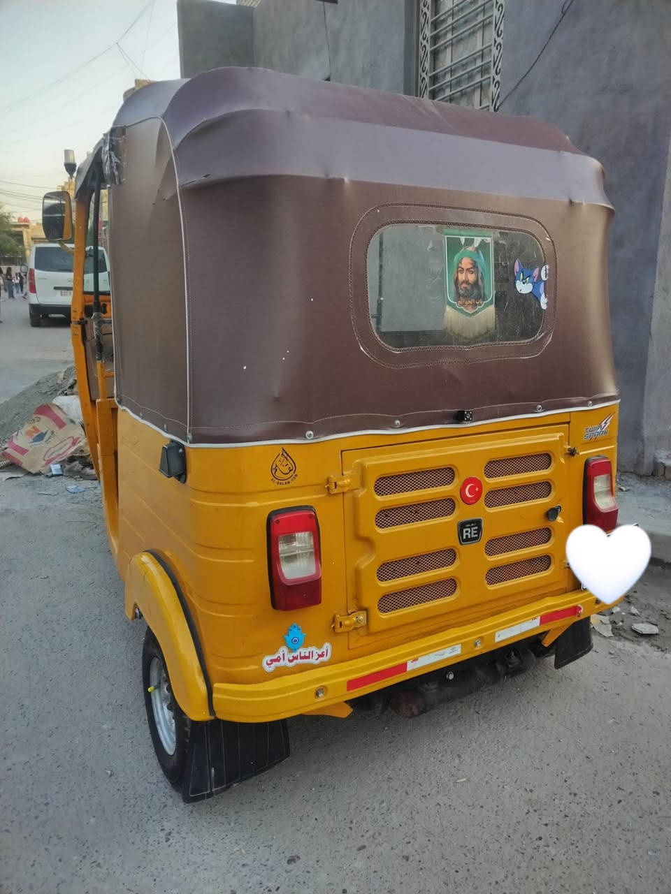 حالسلام عليكم تكتك 2020 شهر 11 رقم نكليزي بسمي تحويل ثاني يوم تكتك نظيفه وخير من الله محرك لا تنقيص ولا تبخير شرط
عنابير بالجيس كلجات بالجيس
مسجل جديد  كابريتر جديد
من ايدك لشارع كامله مكمله فقط تعمير هذا الجوه الجاملغ الامامي
والله ما صار 3 اشهر من اخذتهه اني لا بياع ولا شراي اول مره اخذ تكتك
مكاني زعفرانيه فدوه لتجيني تكلي شبيها هاي تفاصيلهه كامله سعر 7 قفل شراي راسلني


**إذا كنت صاحب هذا الإعلان وتريد حذفه لأي سبب، رجاءا أرسل رسالة إلى الدعم الفني**