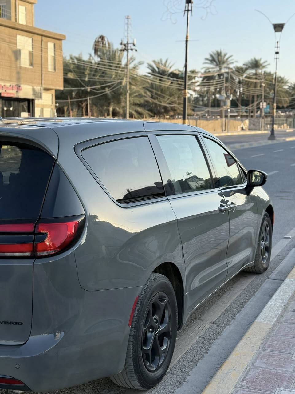 سلام عليكم
🔥 إعلان للبيع 🔥

للبيع كرايسلر باسيفكا هايبرد بلك ان موديل 2023

سيارة عائلية فخمة واقتصادية جداً بالوقود، بحالة ممتازة جداً وقريبة للوكالة.

✔️ محرك هايبرد اقتصادي وقوي

✔️ استخدام خفيف واهتمام كامل

✔️ شاشة كبيرة + كاميرات + حساسات

✔️ أبواب سلايد كهربائية

✔️ تقنيات أمان حديثة وراحة عالية

✔️ سيارة عائلية مريحة للسفر والمشاوير الطويلة 

السيارة كفالة من الصبغ وجاهزة للفحص بأي مكان.

حادثها فقط بارد بالجاملغ الأمامي .

اللي يبحث عن سيارة عائلية فخمة واقتصادية، هاي فرصة ممتازة.

💰 السعر مناسب وقابل للتفاوض للجادين فقط.

📩 التواصل خاص.

 

📏 ماشية: 23 الف ميل 

‬***********

***********

وتساب موجود
مكاني كربلاء
