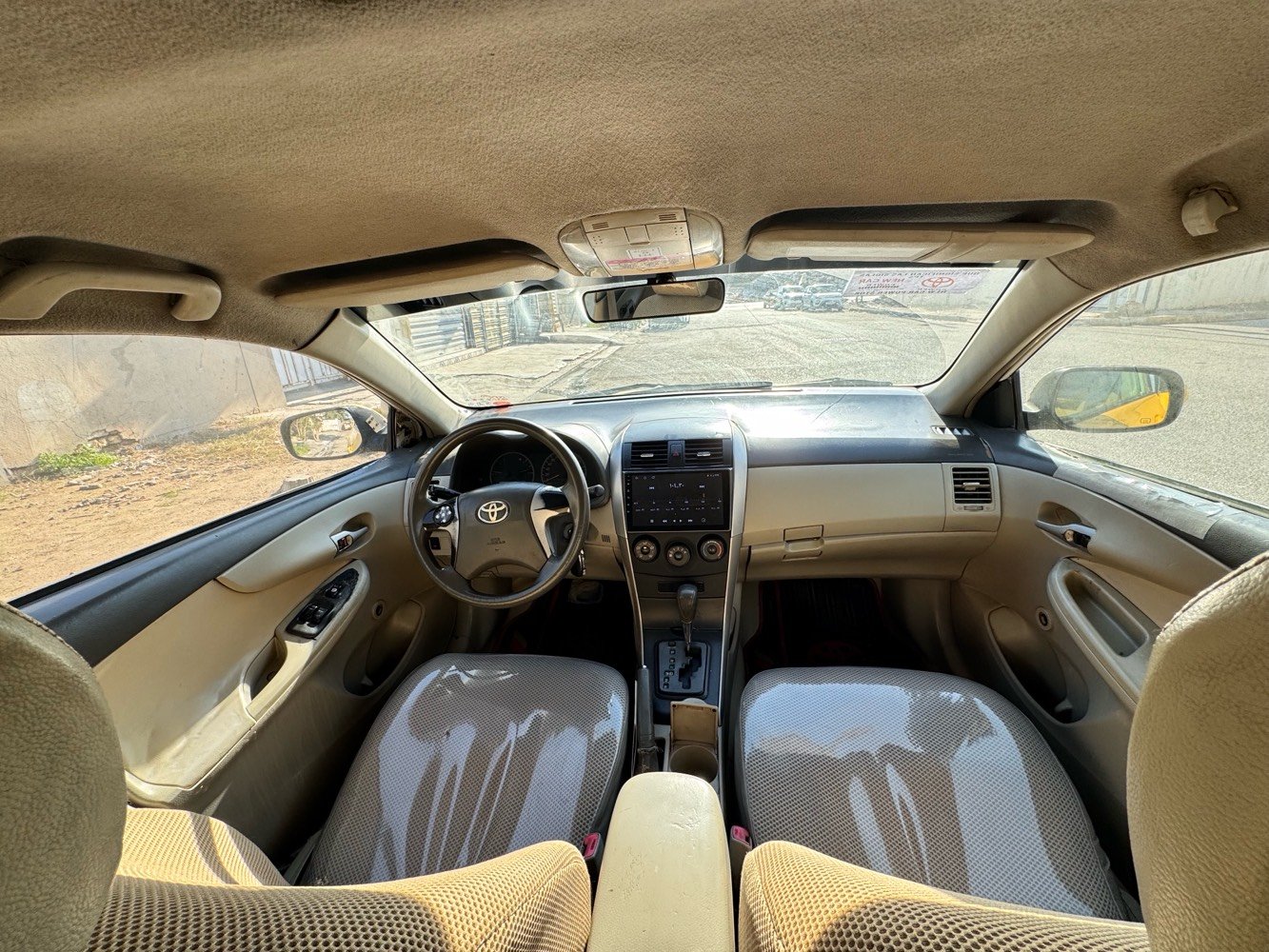 للبيع  او مراوس حسب القناعه كورلا خليجيه 2008  بجم محدث حادثة  جاملغ امامي جهة السايق وجاملغ خلف الصدر  مصبوغه جديد رقم ذي قار مميز  2027  وباسمي هيئه وغرامات مصفره والسنويه تنتهي 2028 رقم انكليزي باي مرور تحويل تخم تاير ابو الخط الابيض  شاشه تاب وكامره خلفيه جديد محرك 1800 صدر جديد امامي وخلفي لايت زنون دوشمه جديده لايلون والسعر 85 للاستفسار ***********مكان السياره بغداد زعفرانية