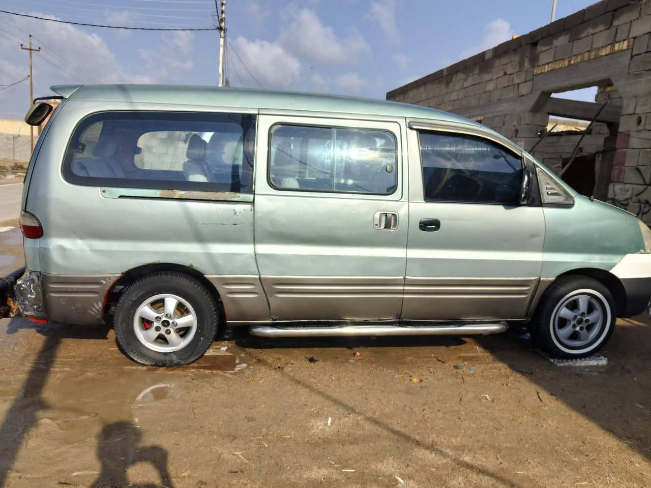 السلام عليكم 2006 مسكر اوتوماتيك رقم قادسيه طخم تاير باتري سياره جاهزه شرط صاحبها يريد تحويل وتستلم رقم دولي انكليزي مكاني بصره دير اي استفسار اتصل على ***********
65 وبيها مجال
