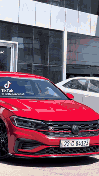 etta GLI 2.0 turbo 2021  مواسه فات ئه مريكي به سمه شاشه ئوتو بريك راداره كاميره ي دواوه ته نها دوپارچه ي سبوغه چاملغ بونيت گير مه كينه به شه رت كاره باي به شه رت …+كوله ر +داونپاي +شوته ي سبورت له في ماركه سپورتي له سه ره ***********
