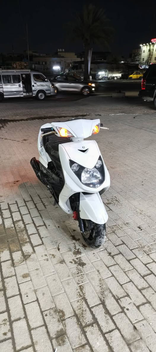 سلام عليكم دراجه سكنس فحل 58ونص دراجه خير من الله مكينه رياضي وكلج رياضي نكره سلف بكل وقت تجي اشوف وتقتنع وبيك خير وتدلل مكان بغداد مدينه الصدر الحبيبيه السعر خاص لرقم ***********
