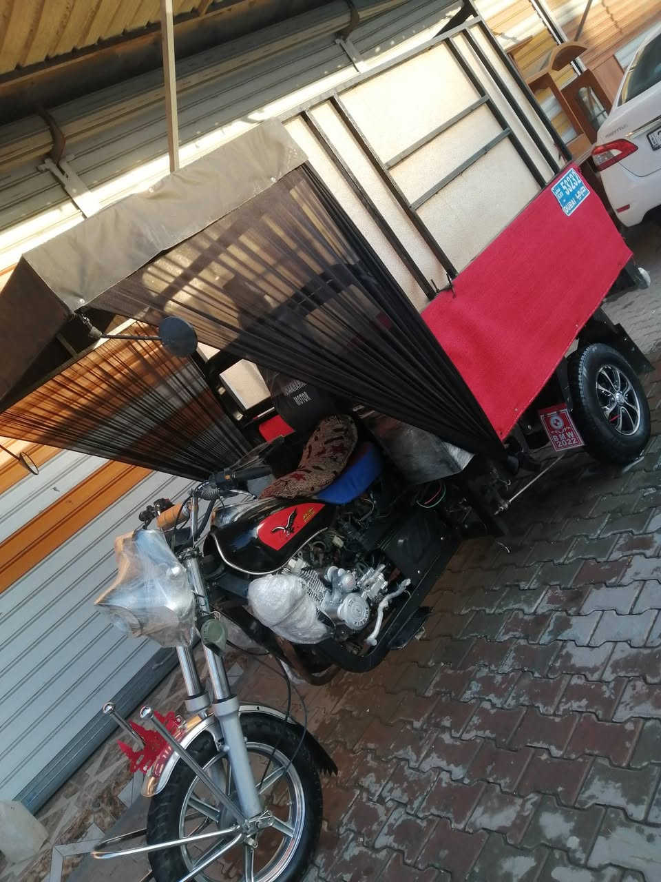 سلام عليكم ستوته موديل 22 شاخوان فحل عالي منفيس كامل مابيه اي عيب فقط محرك مفتوح تايرات ٣ جوبلس جدد كهربائيات كله شغاله مابيه نقص سعر مليون ٩٥٠ وبيه مجال للطيبين ورجاء الموشراي لايكسر بمال العالم 😘 رقم الموبايل ***********
