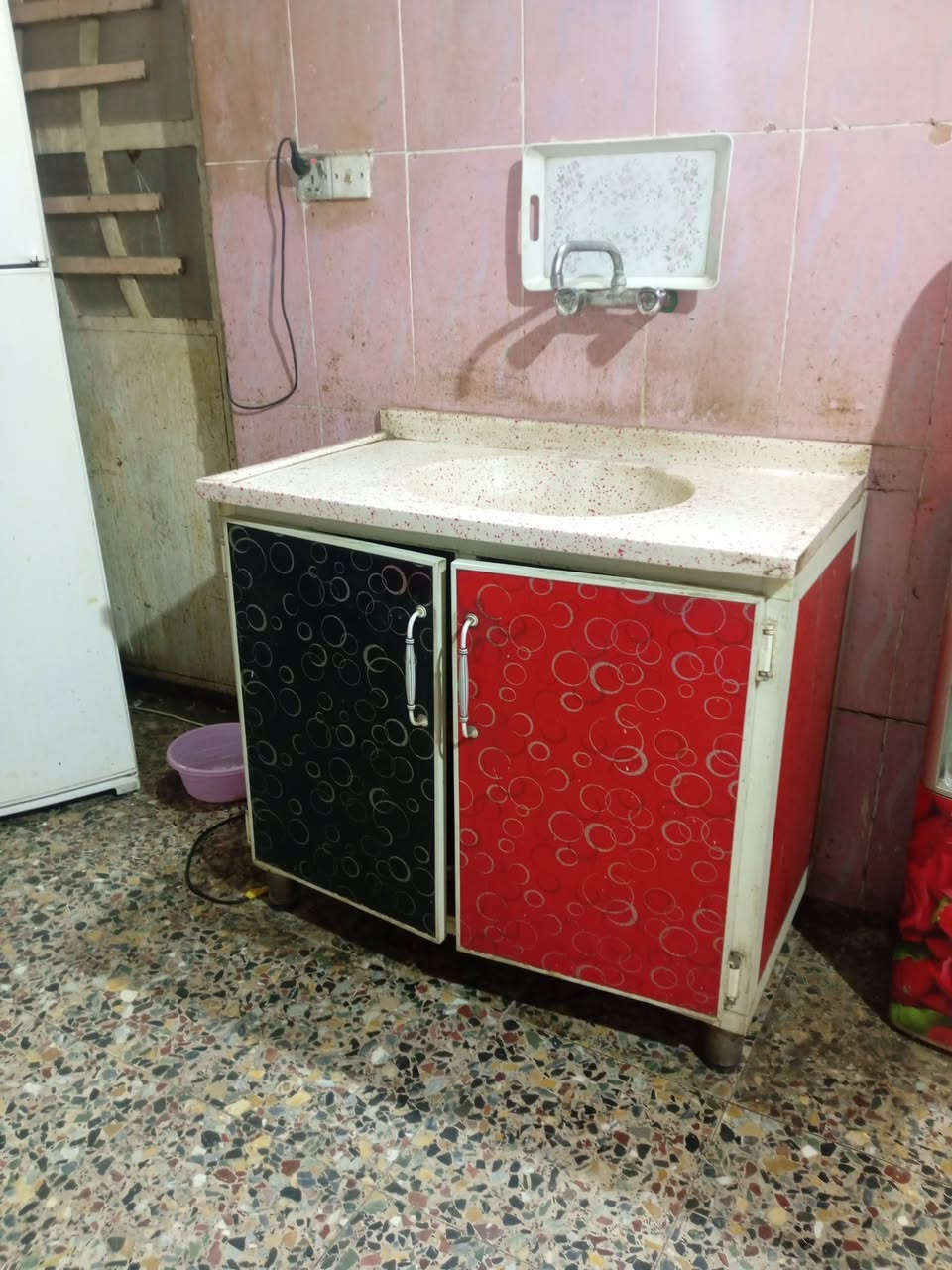 كاونتر للبيع السنك مرمر العنوان بغداد العبيدي توصيل اكو استفسار اتصل على الرقم ***********
