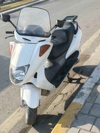 دراجه فورسايد نضيفه السعر 750الشراي يتصل 07700558170