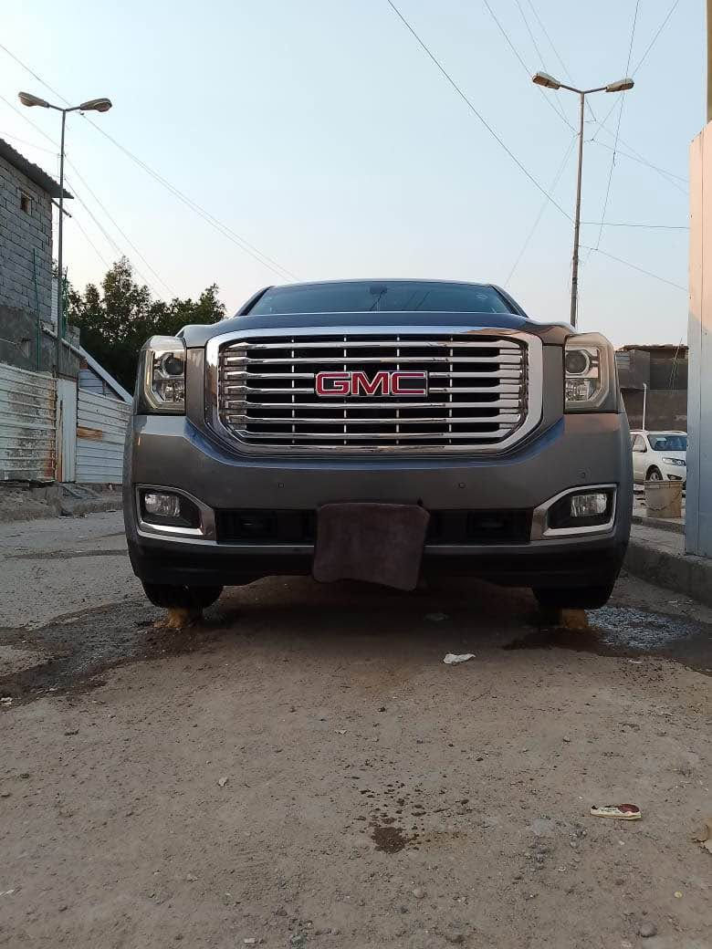 السلام عليكم جمسي موديل2018 خليجي كفاله عامه رقم بغداد باسمي مواصفاته تشغيل عن بعد صندوك كهربائي كراسي كهرباء حساس امامي خلفي كامره دواره ماشيه 93كم السعر 360.       الرقم*********** البصرة, العراق
