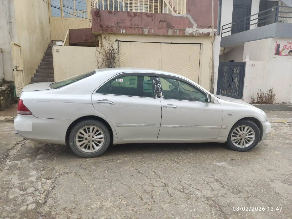 شاهينه ١٨٠ بجوك به بجوك  براوه يه  به نزين زور كه م ده خوات  داشبل ره شي ناو ره ساسي   سه ياره كه كير و مه كينه بي ئه يبه به شه رت  سعري ٤٣ كه لام مه جاليكي زور كه م  سه ياره كه كودي ئاسايش بو كراوه تومار كراوه  بي كيشه يه 
0772 214 96 13 السليمانية, العراق
