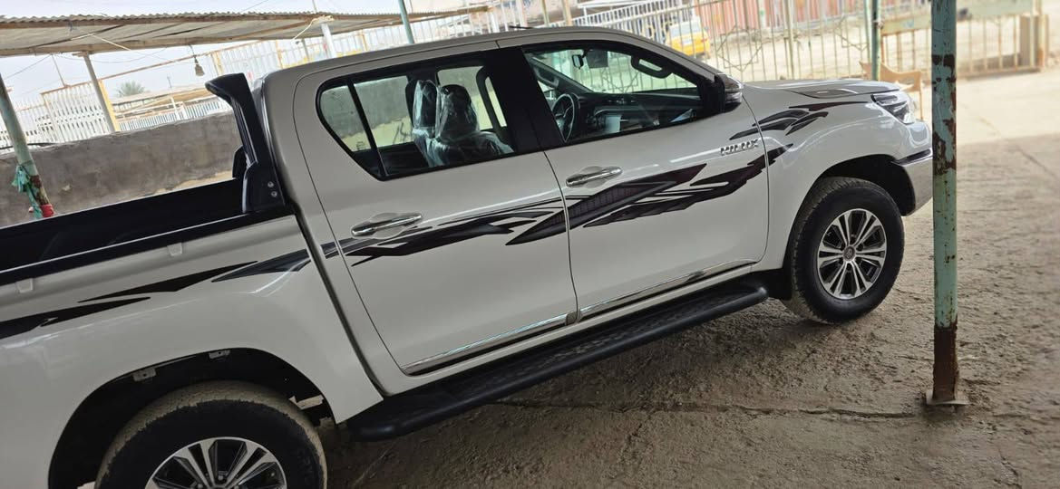 سلام عليكم
بيك اب فلاونزه 
موديل 2021
فور ويل سعودي
بصمه
دبل سنتر لوك 
تبريد كشنات 
رقم قادسيه 
فتح تبديل صبغ كفاله عامه 
بيها أقل الشبر بارد موضح بل السونار 
ماشيه 116الف 
سبير مانازل 
بصمات اثنين
المكان 
محافظة القادسية 
السعر 300$$
بيها مجال للشراي 
***********
