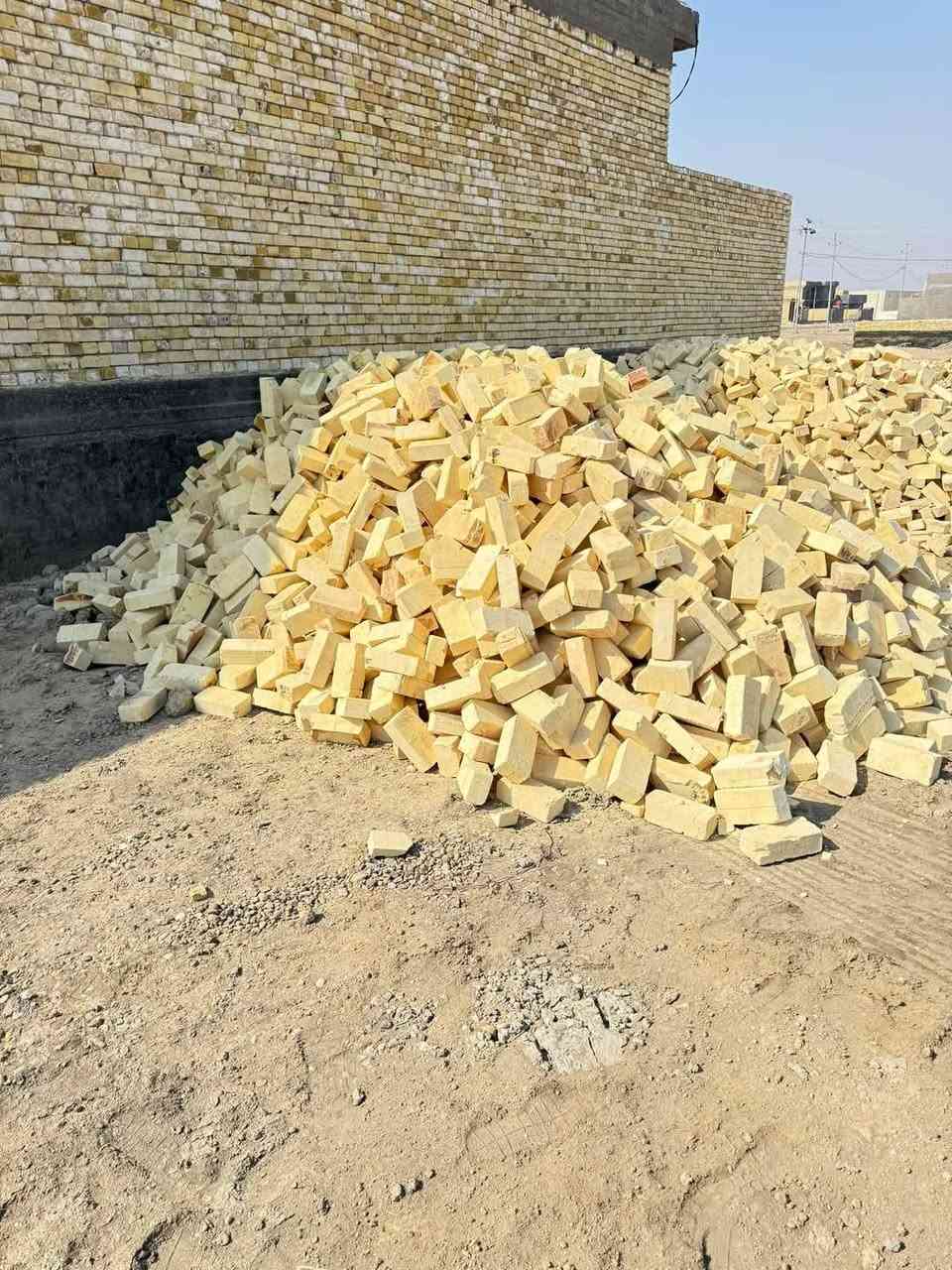 طابوك السماوه
شرط المكلاب من حيث لون وقوه وقالب واحد عدد تك 4000 طابوكه مع 150 زياده لكل تك
السعر حسب المكان 
ويوجد انواع الرمل توصيل لباب بيتك 
رمل مغسول 
رمل جرع 
رمل البصره 
السبيس
الاسعار حسب المكان 

الاستفسار الخاص مفتوح
او الاتصال ***********
***********
