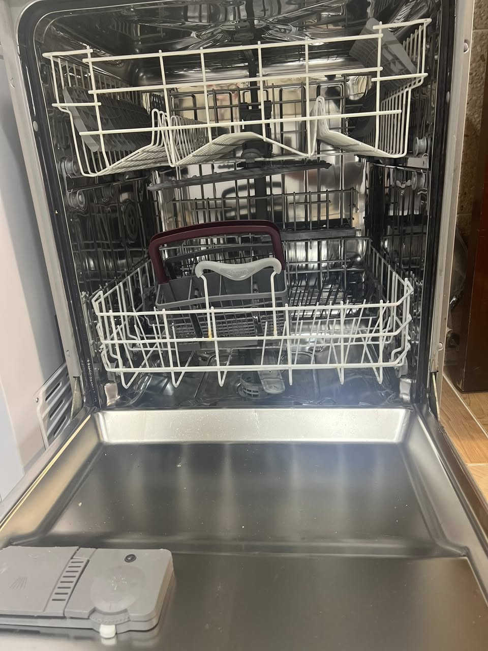 غەسالەی قاپشتن بێ  عەیب بۆ فرۆشتن
سلێمانی 

نرخ ١٧٠ مامەڵەیەکی کەم

***********
