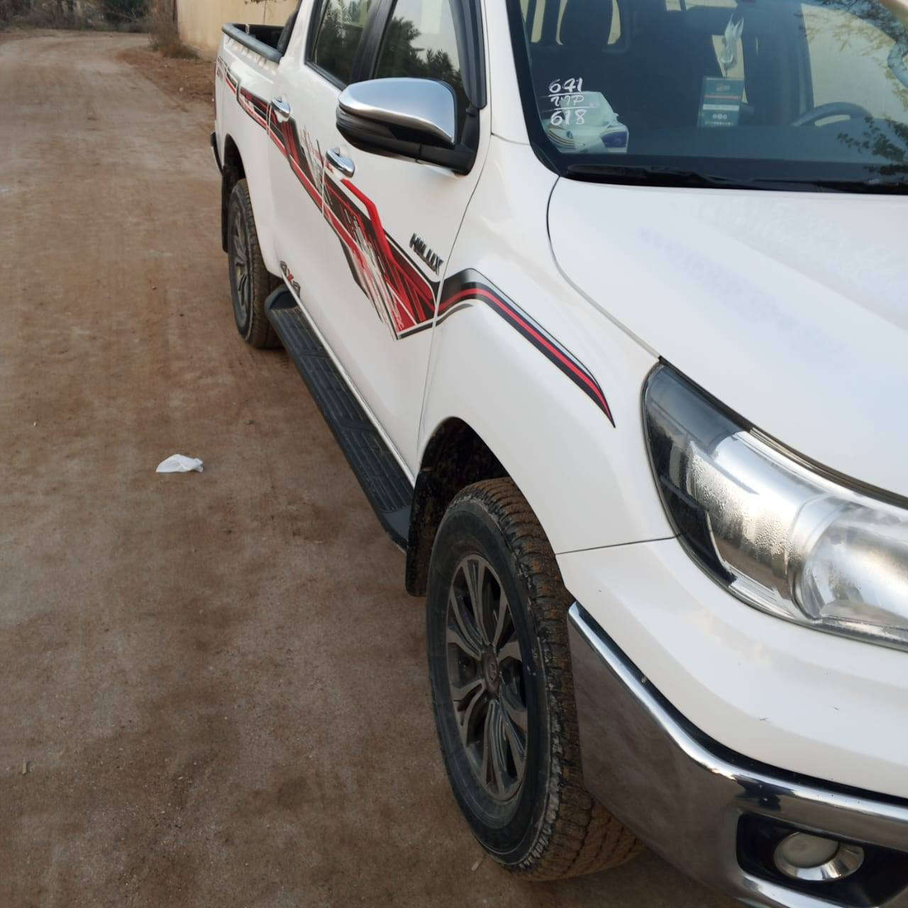 السلام عليكم 2019هايلوكس فور ويل للبيع كفالة عامة للستفسار ***********
السعر 255
