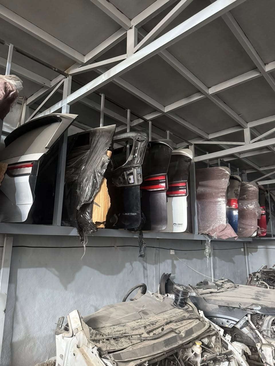 النسر الأمريكي

لتجارة قطع غيار السيارات الأمريكية 🇺🇸

كلشي تحتاجه لسيارتك موجود عدنا!

🛠️ قطع أصلية

🚗 صيانة محترفة

💰اسعارنا تنافسية 🔥

🔧 يتوفر لدينا جميع قطع وأدوات 

(الباسيفيكا &جيب كراند شيروكي 2023.2024&تريل بلايزر& ماليبو الأصلية)🔅:

 • أبواب

 • جاملغات

 • دعاميات أمامية وخلفية

 • بدنات

 • راديترات

 • لايتات أمامية وخلفية

 • بنيد 

 • بك لايت

 • وكل ما تحتاجه سيارتك متوفر لدينا!

📍 العنوان:

بغداد – الكرادة – فرع كراج 2000

📞 للتواصل عبر الواتساب أو الاتصال المباشر:

0771 066 6296

0785 888 7999

🚚 يتوفر توصيل لجميع المحافظات
