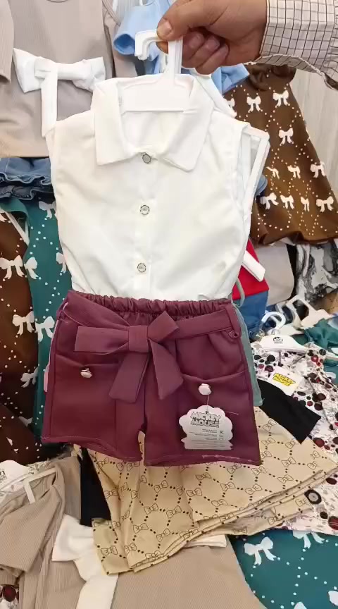 ✨ عرض الافتتاح ✨
سكر وقطن – ملابس أطفال
🎁 هدية لمواليد الشهر 2 و3
قياس من(9شهر_2سنة)
💰 سعر القطعة: 10,000 دينار عراقي
متوفر الان للحجز يرجى المراسلة
بيج مختص بأناقة بناتي وولادي 👧👦
من حديثي الولادة حتى 15 سنة
✔️ خامات مختارة بعناية
✔️ جودة عالية بأسعار مناسبة
✔️ موديلات ناعمة وعصرية 
🎁 هدايا وعروض مميزة
🚚 التوصيل مجاني داخل قضاء الحي
تابعونا ليصلكم كل جديد
لأن أطفالكم يستاهلوا الأجمل ❤


**إذا كنت صاحب هذا الإعلان وتريد حذفه لأي سبب، رجاءا أرسل رسالة إلى الدعم الفني**