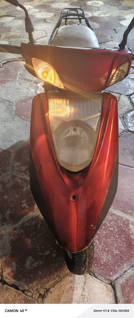 إخوان سلام عليكم عندي هاي لكزز ابريز ياباني دراجه والله خير من الله شغالة شوكت ما أتريد من محرك مابيه أي نضوح سلف شغال كهربائيات كله شغال كيج سرعة شغال كيج بانزين شغال اشاير شغالة بس بيه خمده ابيع كوم حديد السعر ٣٥٠واهذا رقم الهاتف ***********بيه وات ساب
