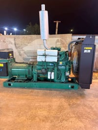 مولد كهرباء 300 KVA • مولدة فالفو 121 • مولد سيت بلاد • مولد نحاس • مو...