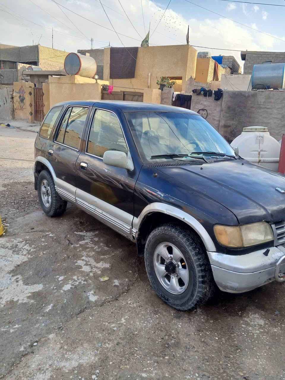 سلام عليكم كيا سبورتاج موديل 93 رقم بغداد ساره مكفولة سعر 37 وبيها مجال*********** مكان السياره بغداد المعامل
