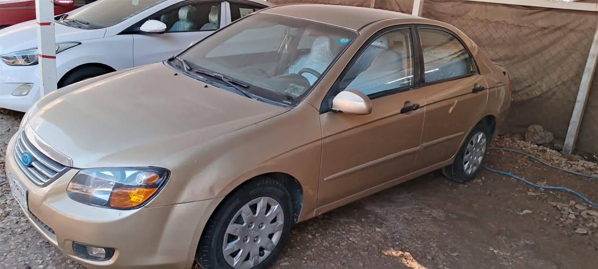 السلام عليكم سبكترا موديل 2009 
رقم صلاح الدين 
راعيهه موجود تحويل ثاني يوم 
مكينه وكير وحداديه كهربائيات كله جديد
***********
