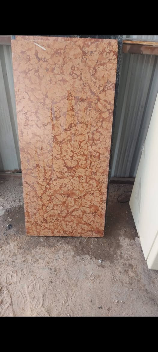 السلام عليكم  مرمرات عدد ٣ القياس ١١٠×٥٠ ايطالي حاويه السعر ١٠٠للكل ***********    كربلاء
