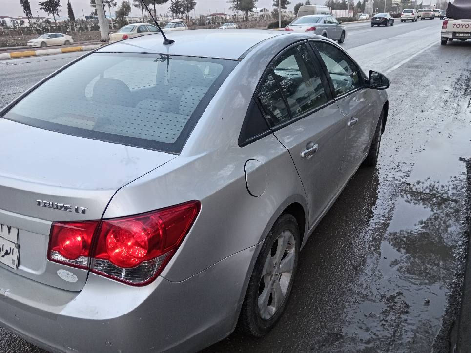 شۆفرلیت کروز  2010 مکینە ئۆپترا خلیجی بێ بۆیاغ گێڕو مکینە بەشەرت فوول مواسەفات  سلایت سنوی بەسەرچووە تەقەو رەقەی هەیە
***********
*********** السليمانية, العراق
