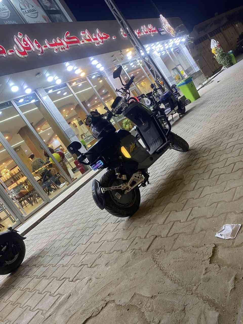 سلام عليكم دراجه شحن f1 للبيع دراجه كفاله من المدكر للمدكر الدراجه الجديده مالتها ب 950 صارلي 6 اشهر من ماخذها ومراوس هم اراوس شعندك نزل اي ستفسار راسلني واتس ماسنجر ما موجود واتس فقط رقمي ***********
