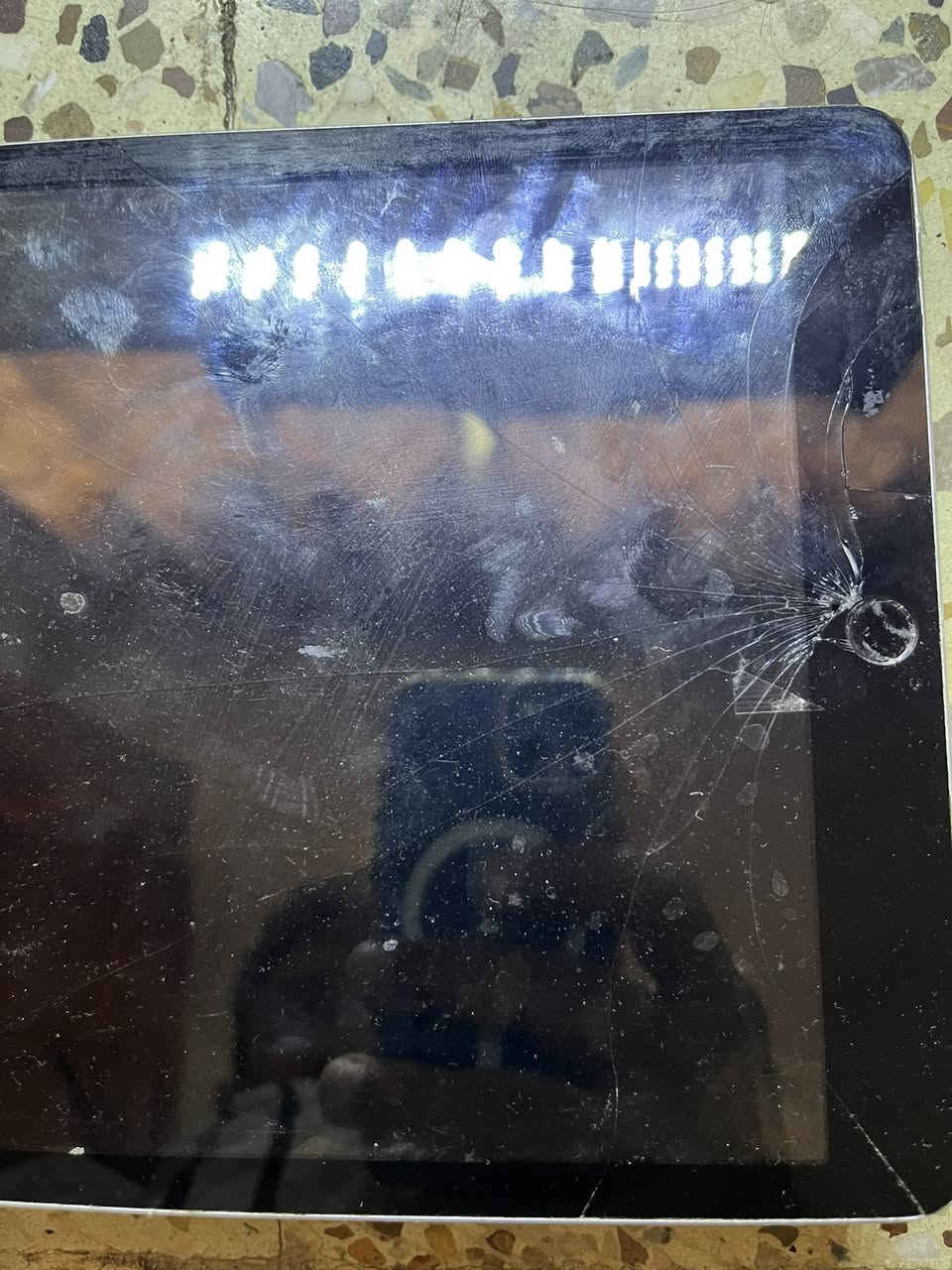 ايباد عدد 2  جيل 9 وجيل 8 التاسع مابي بلازمه وطافي والثامن مبين بالصورة بلازمه مفطره وماتلمس ابيعهن هالموجود


**إذا كنت صاحب هذا الإعلان وتريد حذفه لأي سبب، رجاءا أرسل رسالة إلى الدعم الفني**