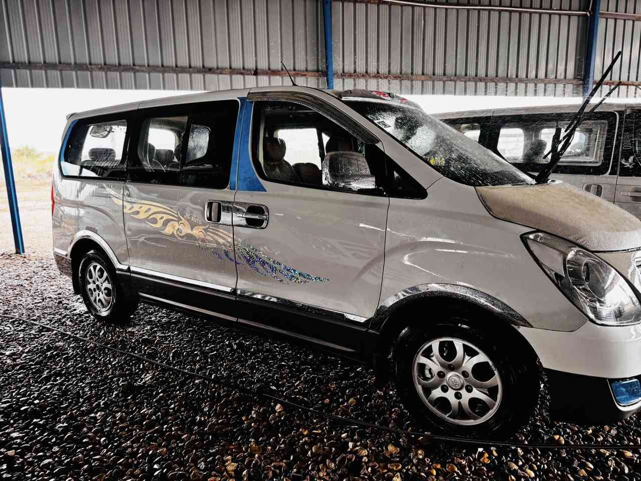 السلام عليكم ورحمة الله 
ستاركس 2012 كفاله رقم كربلاءدولي 
جاهزه السعر 155وبيهه مجال
للستفسار ***********
