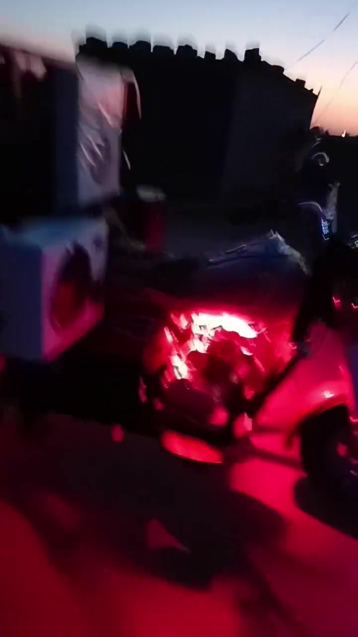 سلام عليكم ستوته البيع مديل 18 رقم نكليزي تحويل ثاني يوم ستوته جاهزه مكينه كارتون كير كارتون. تواير كارتون سدر كله جديد. كهربائيات كله شغاله ماعوزه برغي سعر 2800وبيه مجال مكاني الفهود تقاطع طار رقم تليفوني ***********
