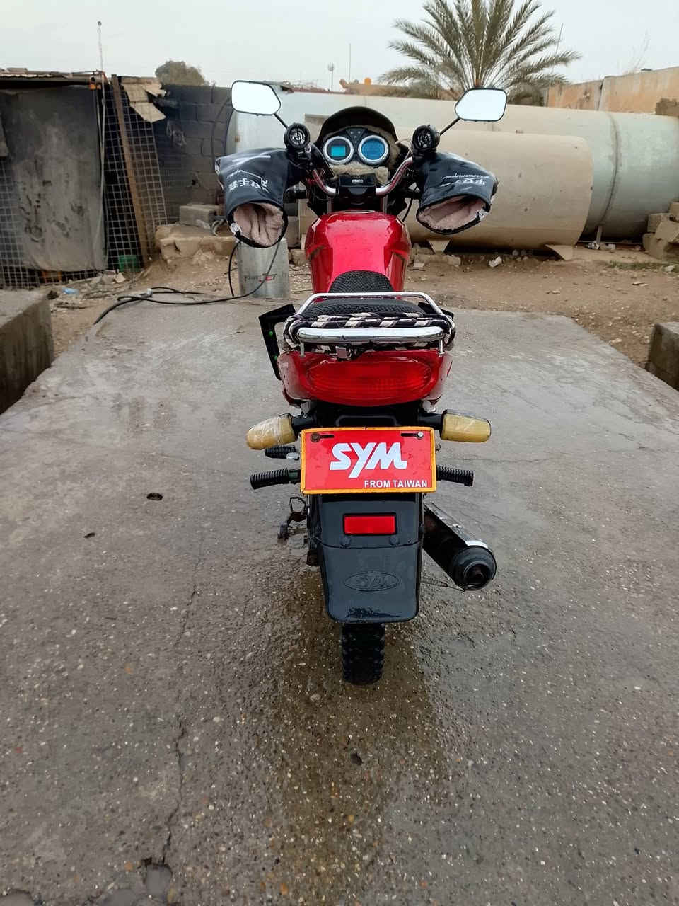 سلام عيكم موطور لبيع محرك 150 كهربايات كله شغاله نضافه تنشاف بل عين دشبول كتروني سعر 775 وبيه مجال لطيبين مكاني لعبيدي  ***********
