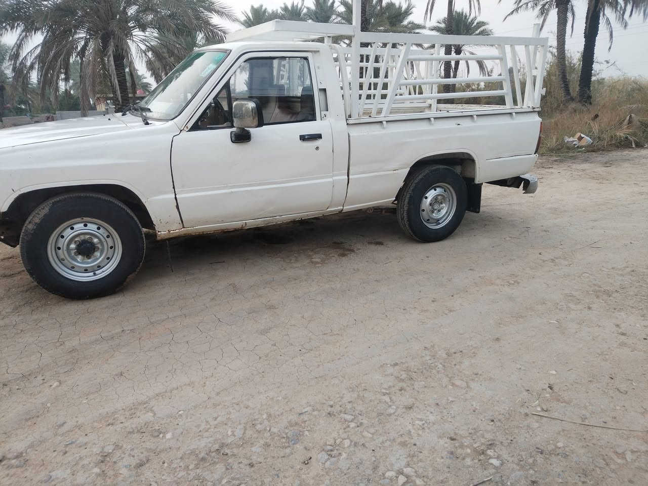 بيكم 85 رقم بغداد انكليزي كير.. 5نمر.. ومكينه.. 4 واي.. حاويه شديهن قبل شهر شاصي مكفول بدي دواخلها كله جديد جاهزة من كل شي  ***********
