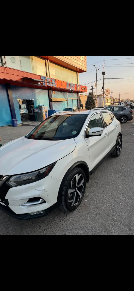 نیسان ڕۆگ سپۆرت ٢٠٢١ فول مواصفات  SL
•سلایت - پێنج کامیرە - ڕاداری پیش و پشت و تەنیشت - ئۆتۆ ستۆپ - خەتی جادە - تحدید سورعە - نۆرمال ئیکۆ سپۆرت - کوشن جلد  وکارەبای -کوشن  هیتەر - سوکان هیتەر- ناو کریمی - کوشن خەزن - شەغال بەسمە - لایت ئۆتۆ - زۆر موصفاتی تر .
چوار پارچەو نیو ی هەیە پێشی کەپسە ئیرباگی تەنها شان دوو درگاو چاملغی سەکن . دەرگای پشت سەیاق و نیو چاملغ ، ناو درگای بۆیاغە پێشی کەپسە أربيل, العراق


**إذا كنت صاحب هذا الإعلان وتريد حذفه لأي سبب، رجاءا أرسل رسالة إلى الدعم الفني**