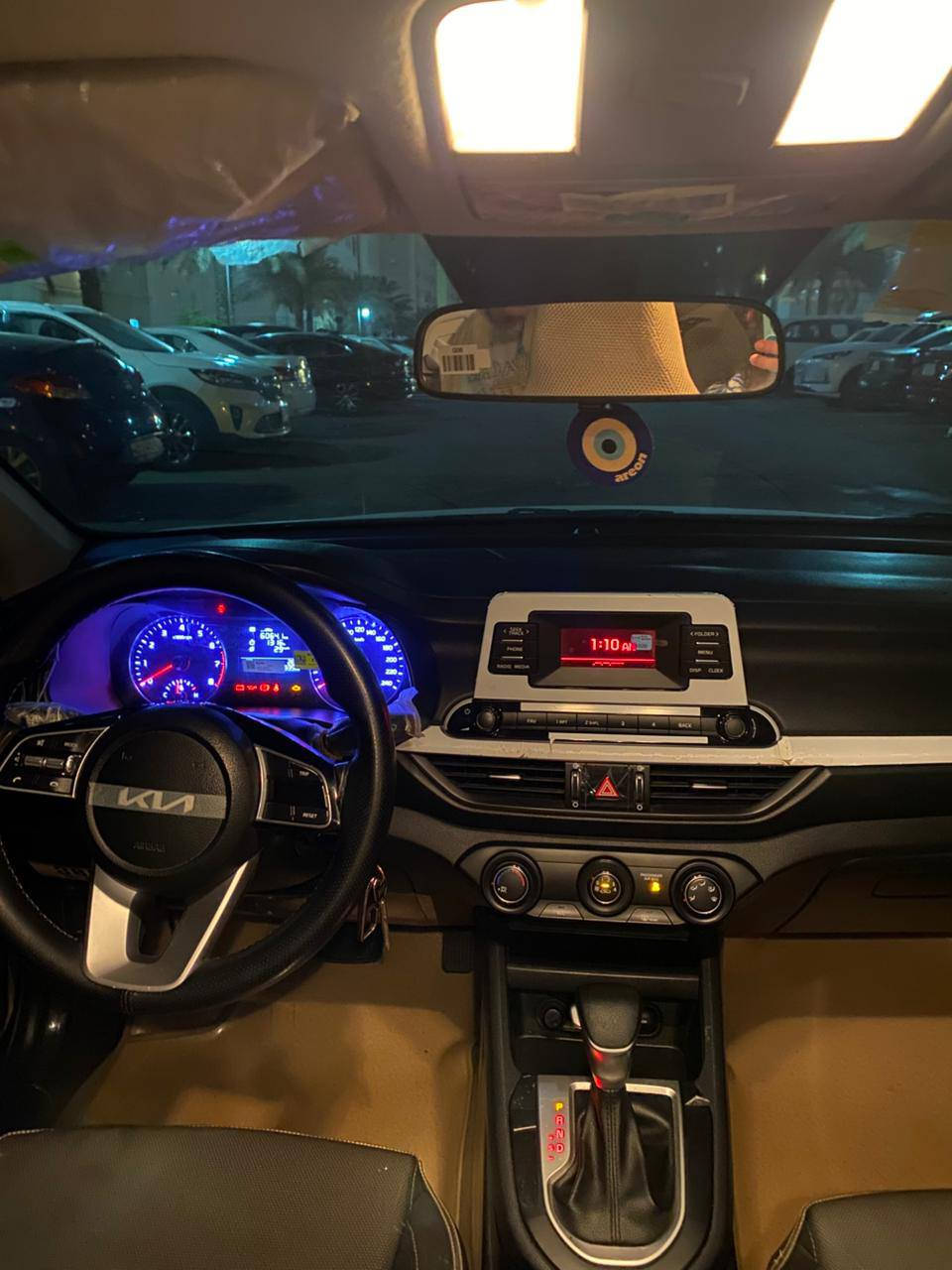 سلام عليكم للبيع سيراتو 2023 خليجي محرك 1600 دوش كفالة عامة السعر 180 وبيهة مجال ***********
