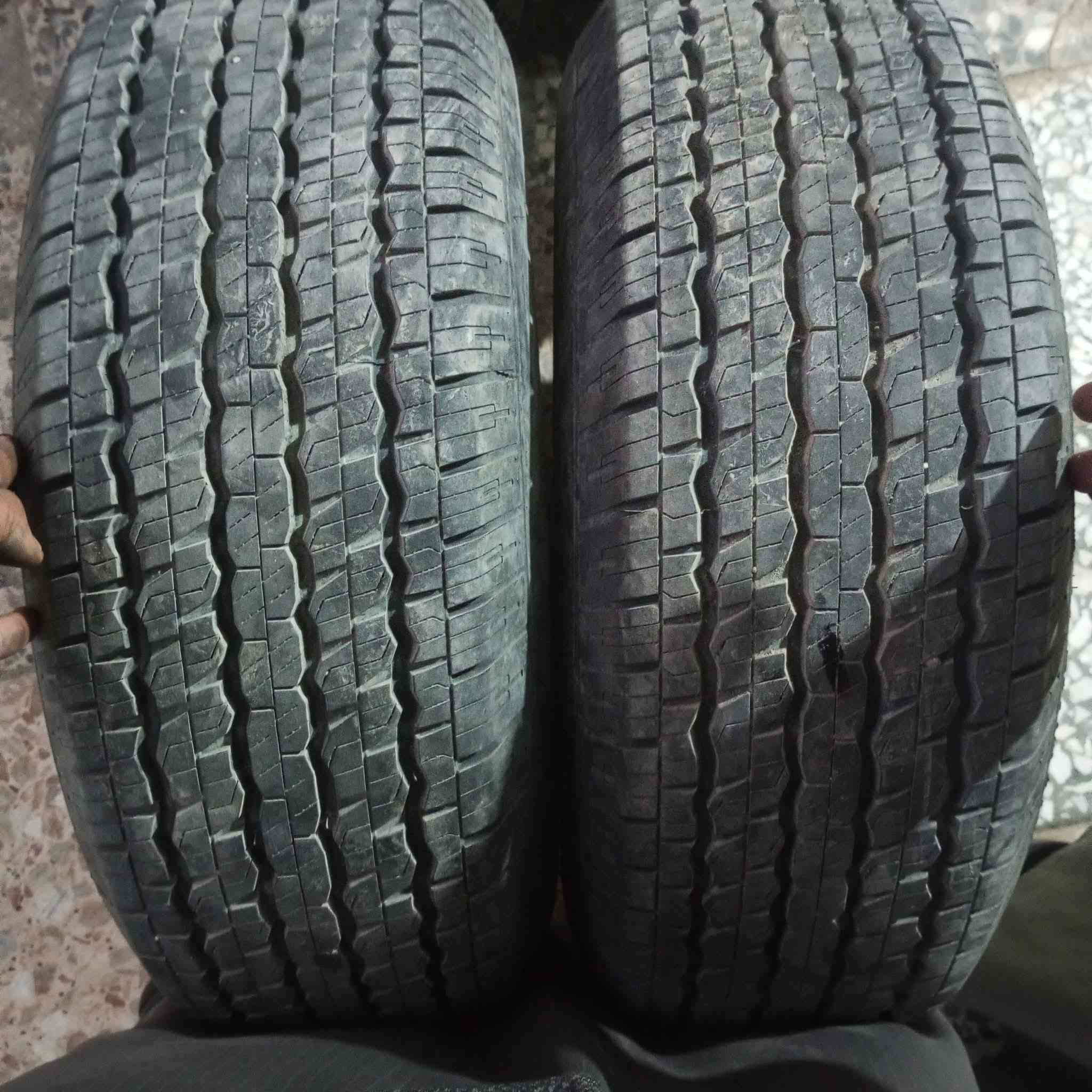 اربعة تايرات معة الويل فوريل حجم 15 للبيع سعر 250 وبيهن مجال ***********
