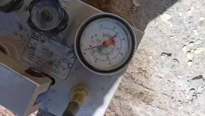 السلام عليكم ورحمه الله وبركاته
هاذا عملنا اليوم تأسيس صحيات عامه ماء ومجاري درجه اولى حسب طلب ابو البيت 
حفر كوسره+ حفر دريل + ضغط المي 20 بار 
تشميع البواري المحافظة ع قياسات الخلاطات والحنفيات والكاكات الحمدلله والشكر لله 
هاذا شغلنا واتمنا ينال اعجابكم وشكرا 
التواصل ع الارقام التاليه 
اخوكم السباك علي الدون 
***********
***********
