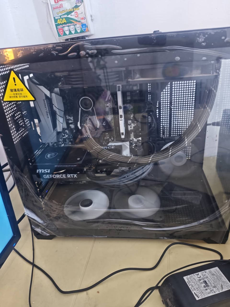 🚀 حاسبة قيمنق ومونتاج كاملة للبيع
المواصفات:
كرت الشاشة: RTX 5060 (8GB)
المعالج: Ryzen 7 3700X (8 Cores)
الرام: 16GB DDR4 (3200 MHz)
التخزين: SSD نصف تيرا (512gb)
اللوحة الأم: ASRock B450 Steel Legend
الكيس والتبريد: كيس حوض سمك زجاجي أسود + تبريد مائي مغلق Arctic + مراوح ARGB.
الحالة: نظيفة جداً وبحالة ممتازة (جاهزة للفحص والمعاينة).
💰 السعر: مليون و150 ألف دينار (1,150,000


**إذا كنت صاحب هذا الإعلان وتريد حذفه لأي سبب، رجاءا أرسل رسالة إلى الدعم الفني**