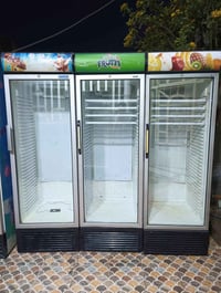 ثلاجات عرض • عمودي وبطحي • ضمان شهر