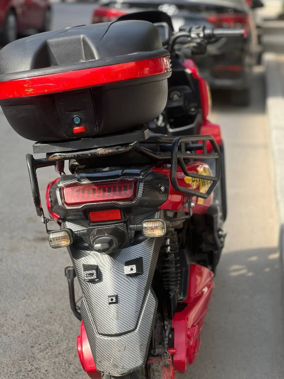 السلام عليكم
دراجة اباتشي نظيفه حيل بيع سريع 
بطاريات مسطرة مو صغار
ملف ٢٥٠٠
سرعة فوك ال١٠٠ تقرة طيارة 
سويجات ثنين بصمات ثنين بوكس وسويج اني شادة
كهربائيات كلها شغالة فول
نضام بك رجوع للخلف  
٣نمر
بيها كاربون فايبر وتاير امامي مبدل اصلي 
بسعر جداً جداً مناسب بيع سريع خواتها يعرضوهن مليون وفوك
والجديد مليون و٤٠٠ تقريبا
♥️شراي راسلني سعرها مناسببب للسرعة


**إذا كنت صاحب هذا الإعلان وتريد حذفه لأي سبب، رجاءا أرسل رسالة إلى الدعم الفني**