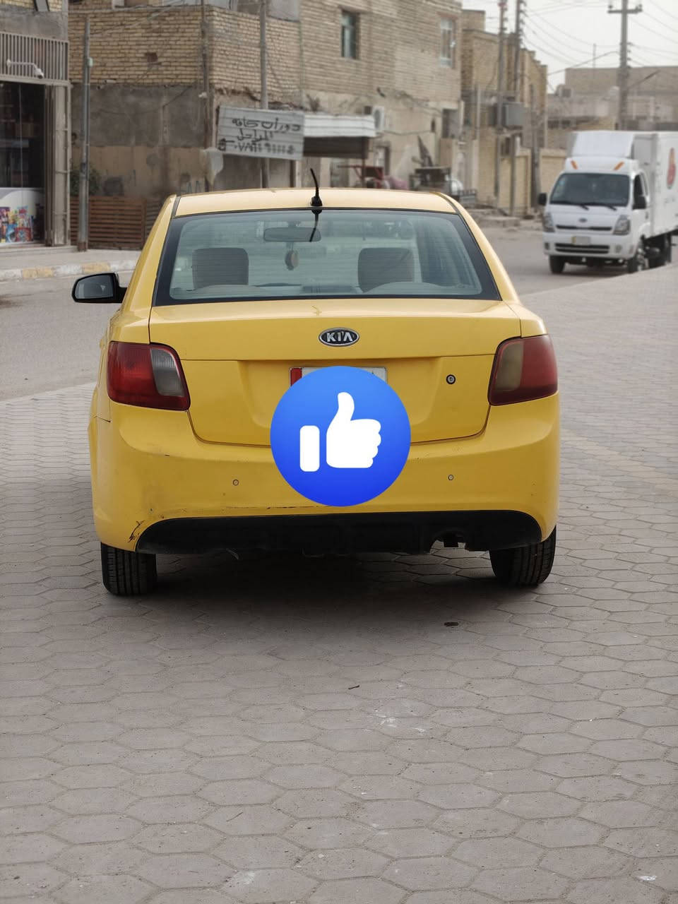 كيه ريو مديل 12خليجي 
محرك 1600كفاله كير ومحرك 
سنويه 26شهر 3 رقم مثنى
ضربتها جاملغ خلفي وبيها بل جاملغ الامامي خفيفه كلش 
مامبدل بيها شي سيارة حلوة ونضيفه 
سيارة مطلوبه هيئه وغرامه فقط بس تاخذ مصفر ربع مايضل عليها السعر 77  واصله 73ومابعت شاهد الله 
تجي وتشوف بعينك وتقتنع لا تكلي شبيها مابيها كتلك بل بيها مكان سيارة ناصريه مركز 
رقم الهاتف ***********
