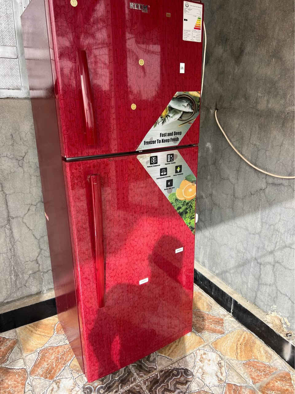 عندي اغراض للبيع ثلاجة (نوع ريم ) ناقصها بس غاز  وعندي 87 بلوكة وعندي حديد ما مستعمل ستاندر 7 شياش حديد 
وعندي باب  
الثلاجة سعرها 70 الف حيل نضيفة 
البلوكات سعرهن 40 
الحديد سعره 50 الف 
 الباب سعرة 40الف 
*********** الرمادي, الأنبار
