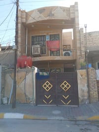 بيت للبيع المساحه 100متر قاط ونص كامل بظايت مصقط بسارع ابو مهند بيت عل...