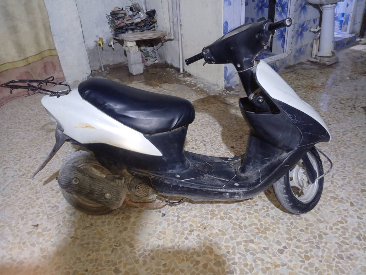 دراجه ساسوكي للبيع السعر 150وبيها مجال ***********
