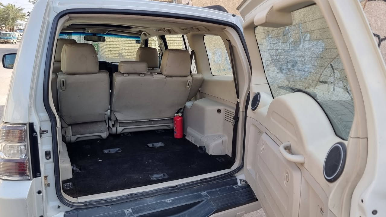 باجيرو حبتور موديل ٢٠١٤ مكفوله من الدعامية للدعامية من ضربه صبغ بارد تخم تاير جديد دلوب ٢٠٢٥ ماشية ١١٢ الف حقيقي كشن كهرباء سماعات مونتاربو فتحة ب السقف مسجل شاشة كامرة خلفية حساسات خلفي لايتات زنون السعر 175$  للاتصال على الهاتف ***********
