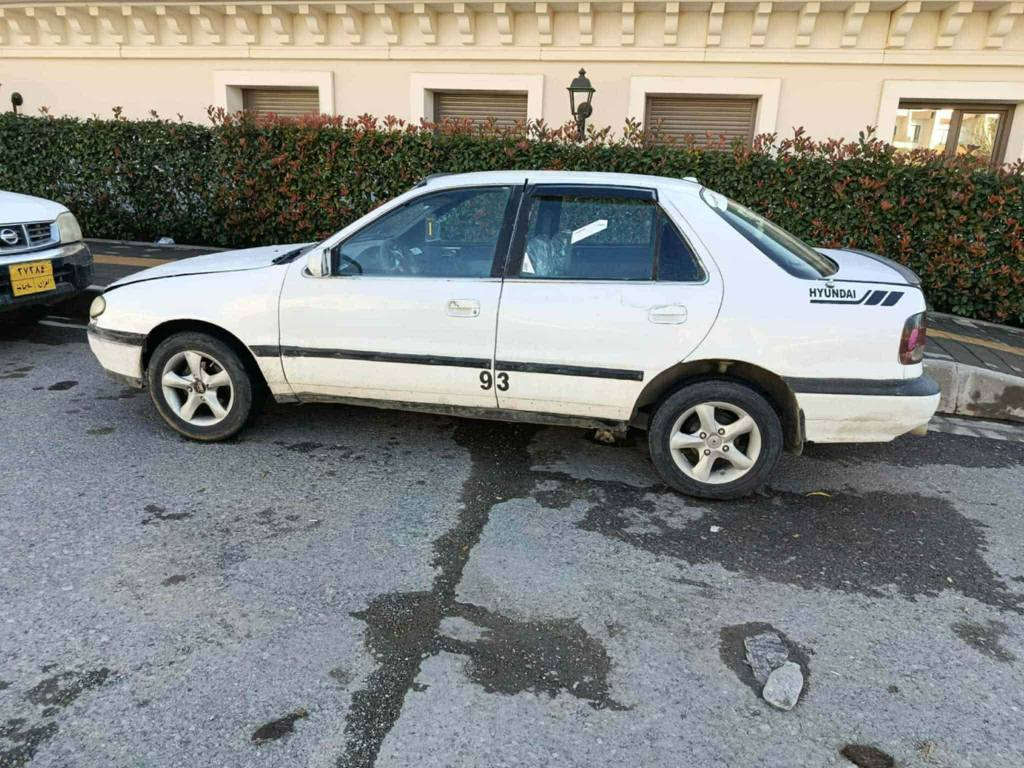 هۆندا 1993 ئارم پلاستێک سلیمانی بەشەرت 
گێر و کارەبایی بەشەرت بەس مەکینە بۆخاری هەیە لەگەڵ دەنگی مەکینە موس و بڕاوە بەشەرت هەموو شتێک بەشەرت 
شوێنی هەولێر 
رەقم :*********** أربيل, العراق
