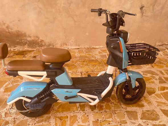 ماطور شحن للبيع موديل 2024
فول مواصفات

 مكان سامراء
✅سرعة 60 حقيقي 3 سرعات 
✅تايرات جوبلس 
✅حجم 300-10
✅لايت عالي ناصي زنون
✅بطاريات بعدهن جدد يمشي 20 كيلو بل شحنة الوحدة
✅اشاير لكزز يمنة يسرة 
✅ملف 500 حقيقي 100٪
✅شاشة ديجيتال تحدد أي عطل يصير
الماطور بعدة جديد مستعمل قليل يوجد بيع تقسيط عل ماستر الرافدين للاتصال ***********
